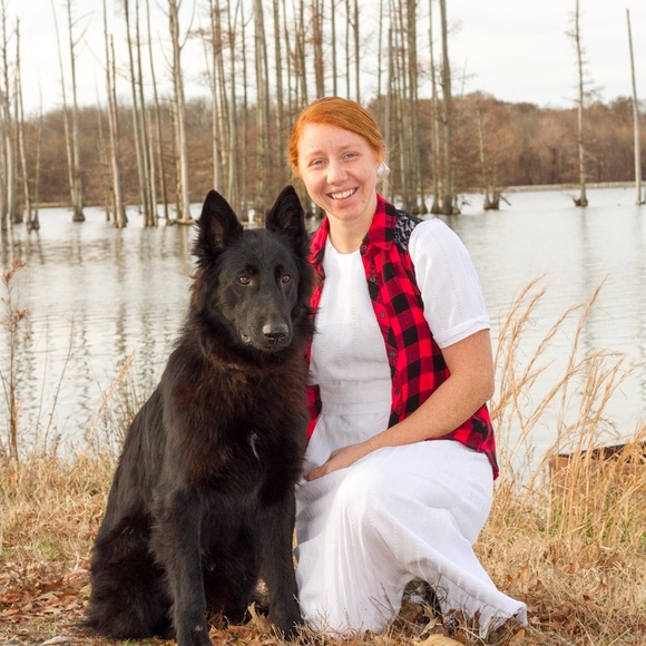 Meet your Posher, Alyssia - Picture 1 of 1